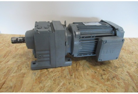 82 RPM  1,5 kW Asmaat 30 mm. Unused